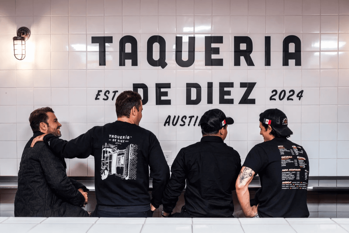 Taquería de Diez team and food